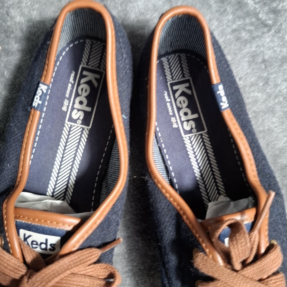 Keds Champion Canvas Shoes Size 9.5 Navy Blue Tan Wool Blend Low Top Sneakers - Picture 9 of 14